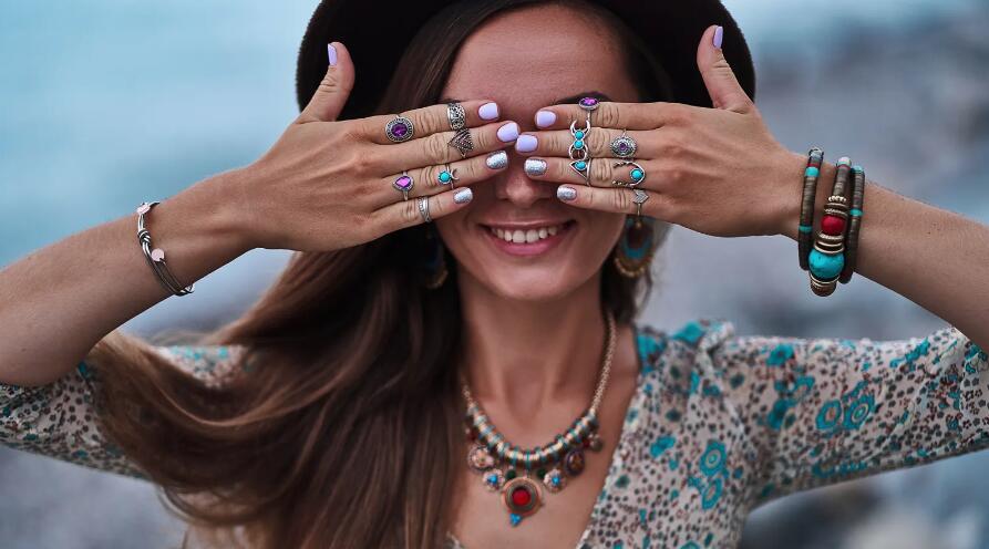 6 Bohemian Jewelry Styles To Make Your Outfits Pop Fashion Jewelry Trends