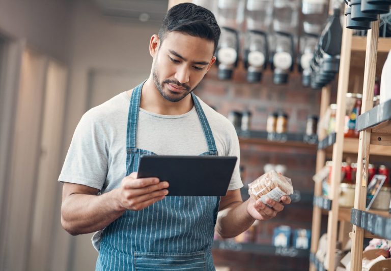 Top 10 Tips to Effectively Manage Restaurant Inventory